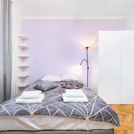Apartment Szymanowskiego 4 By Homeprime
