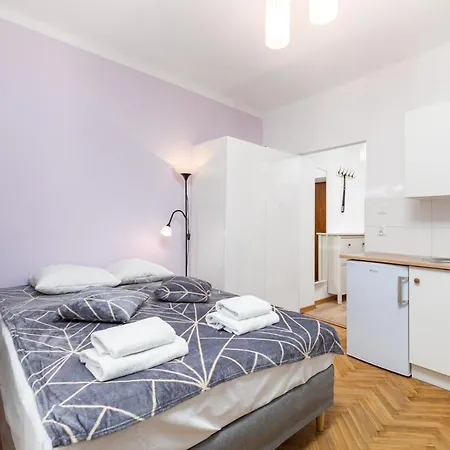 Apartment Szymanowskiego 4 By Homeprime Warsaw