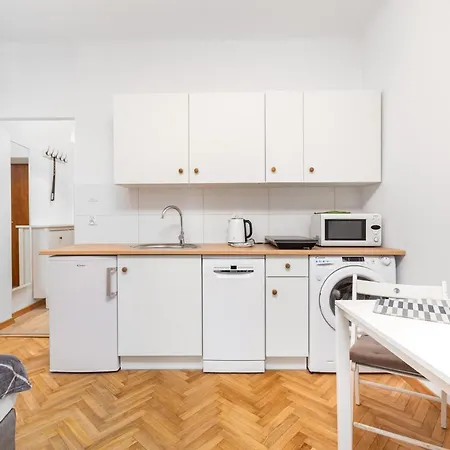 Apartamento Szymanowskiego 4 By Homeprime *