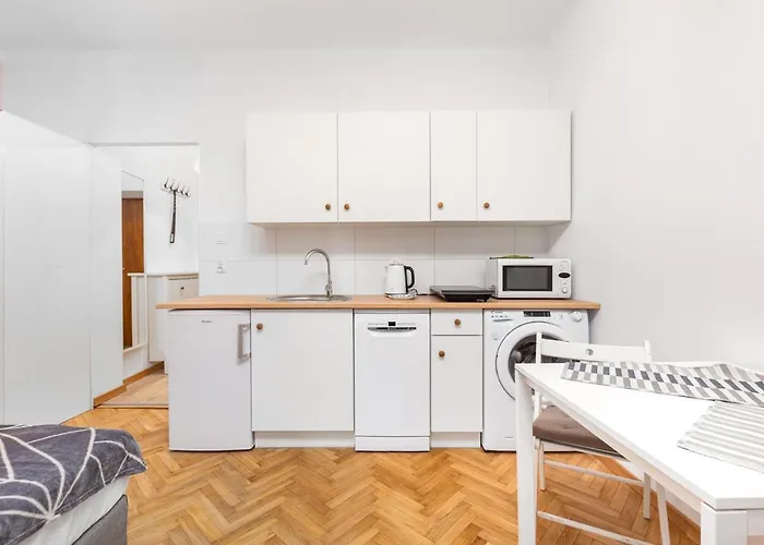 Apartment Szymanowskiego 4 By Homeprime *